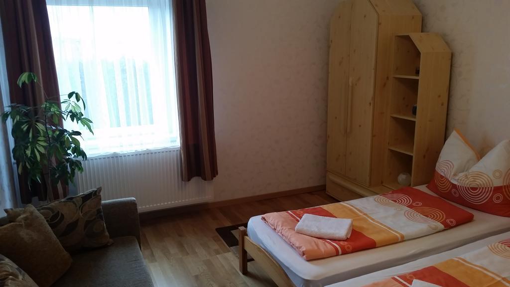 Fadora Apartman Tihany Zimmer foto